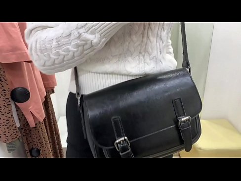 ❤️ Bonhora paruzhinji rwehure rechidiki FeralBerry ane dildo mukamuri yakakodzera zvinoyevedza